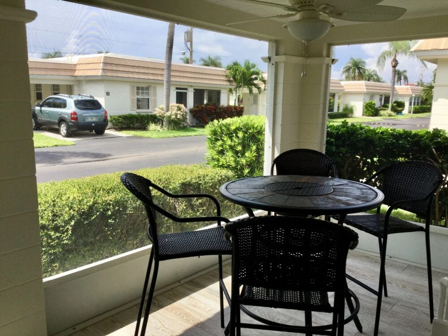 Island House Beach Resort