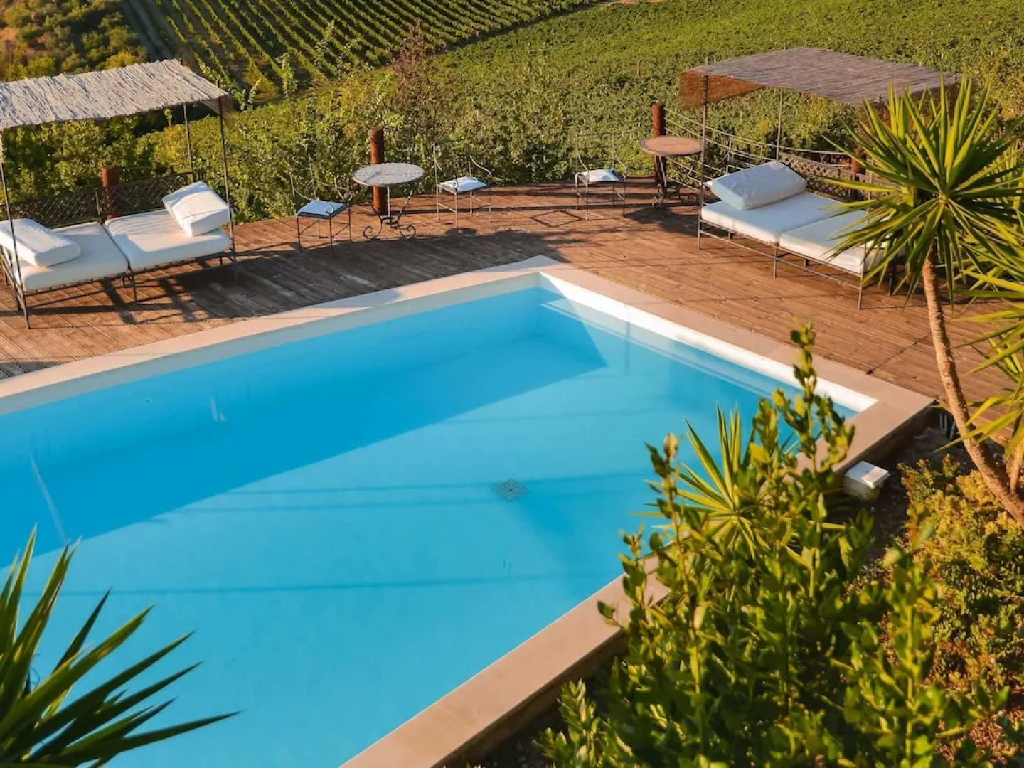 Apartment in Ascoli Piceno With Pool & Beaches