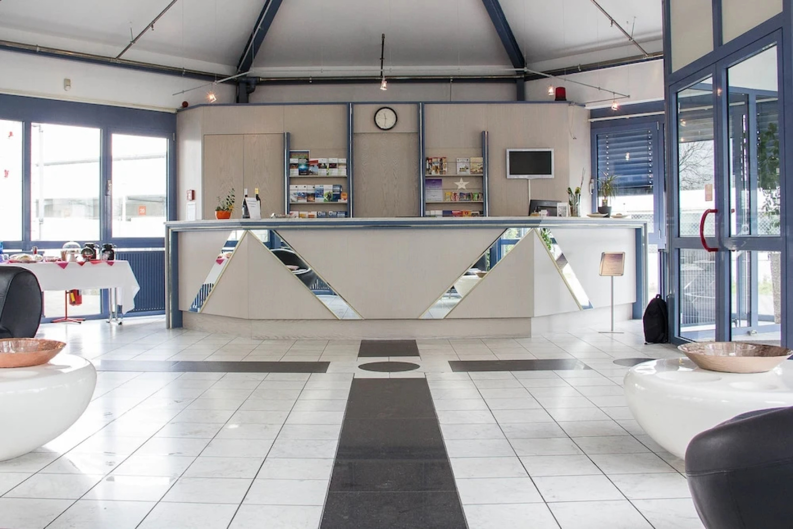 Stargaze Forum Hotel