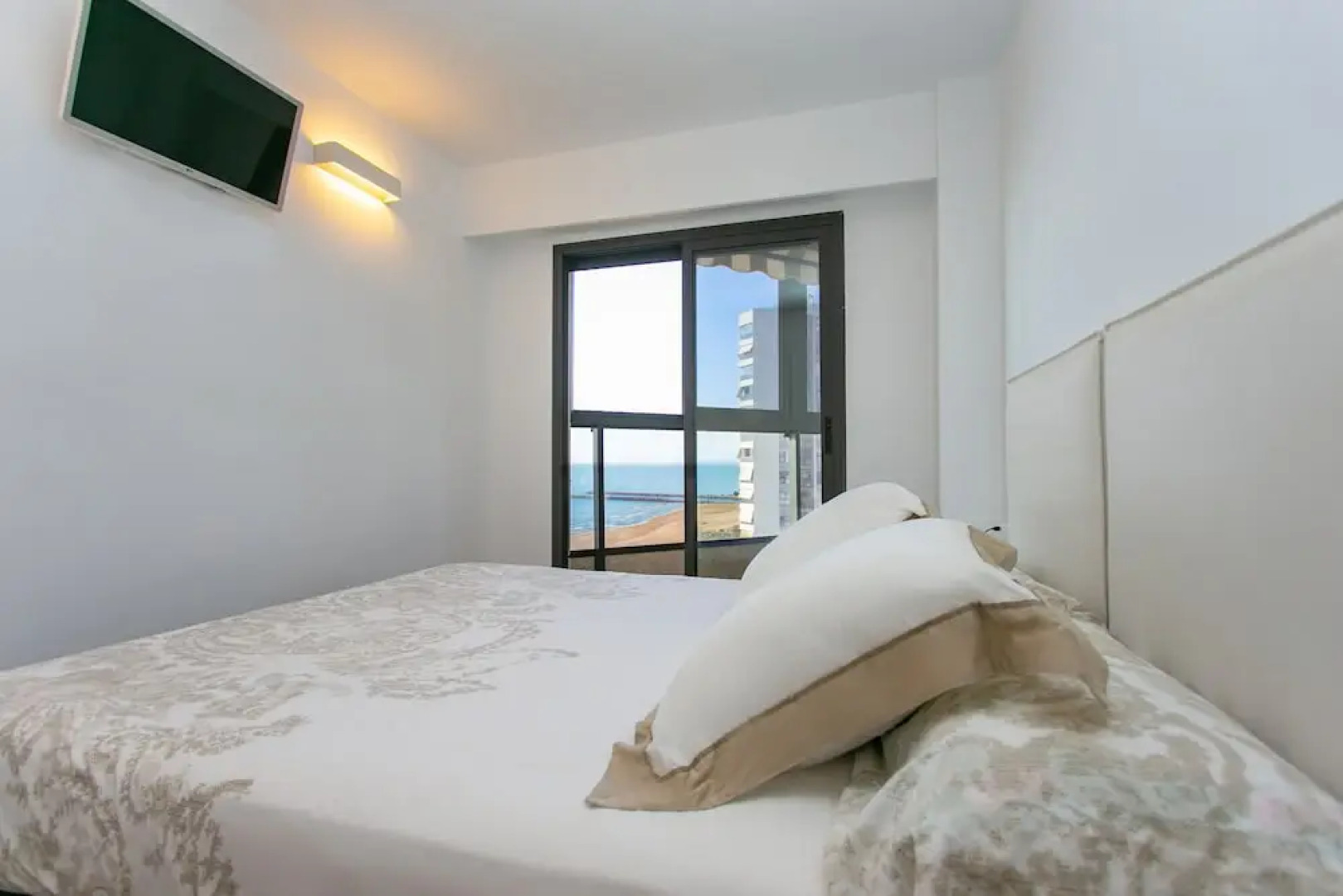 Cullera Beach Apartment Espacio