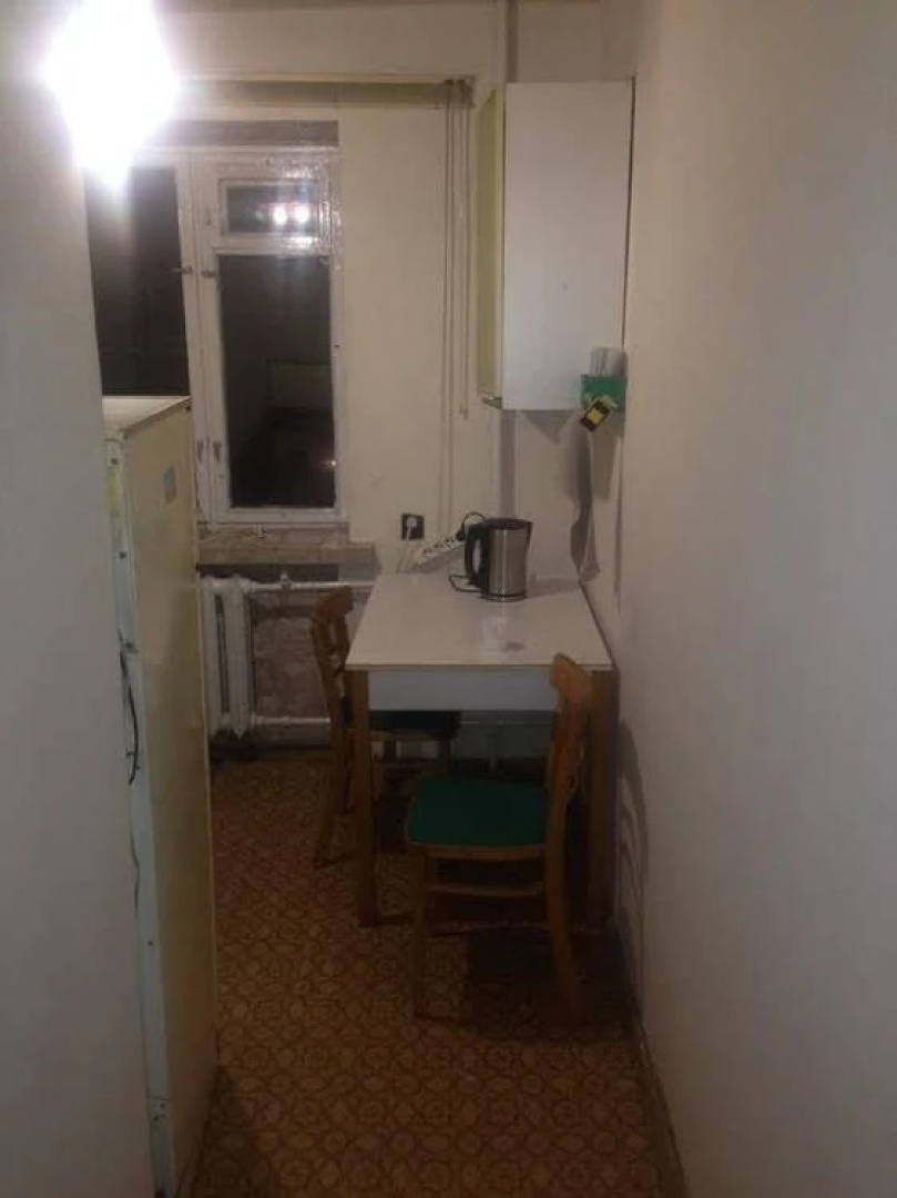 Revolutsionny Hostel