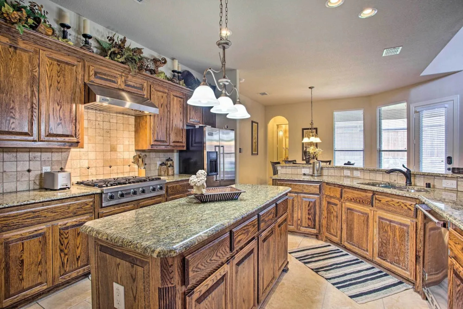 4 Mi to Grapevine Lake: Texas Home w/ Media Room