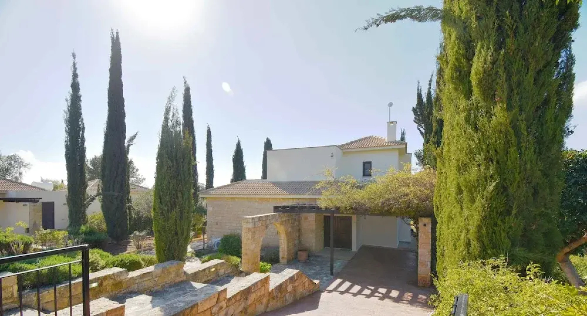3 bedroom Villa Tala 67 with private pool and golf course views, Great for families, near Aphrodite Hills Resort village