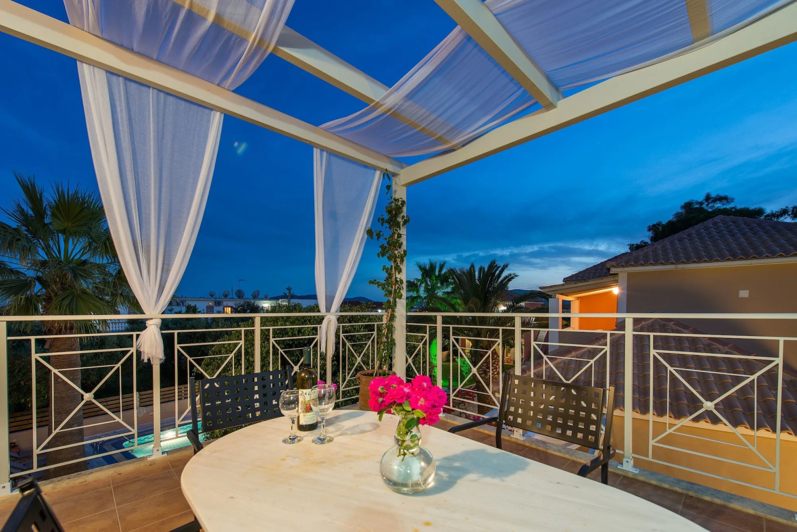 Aeolos Boutique Resort and Suites