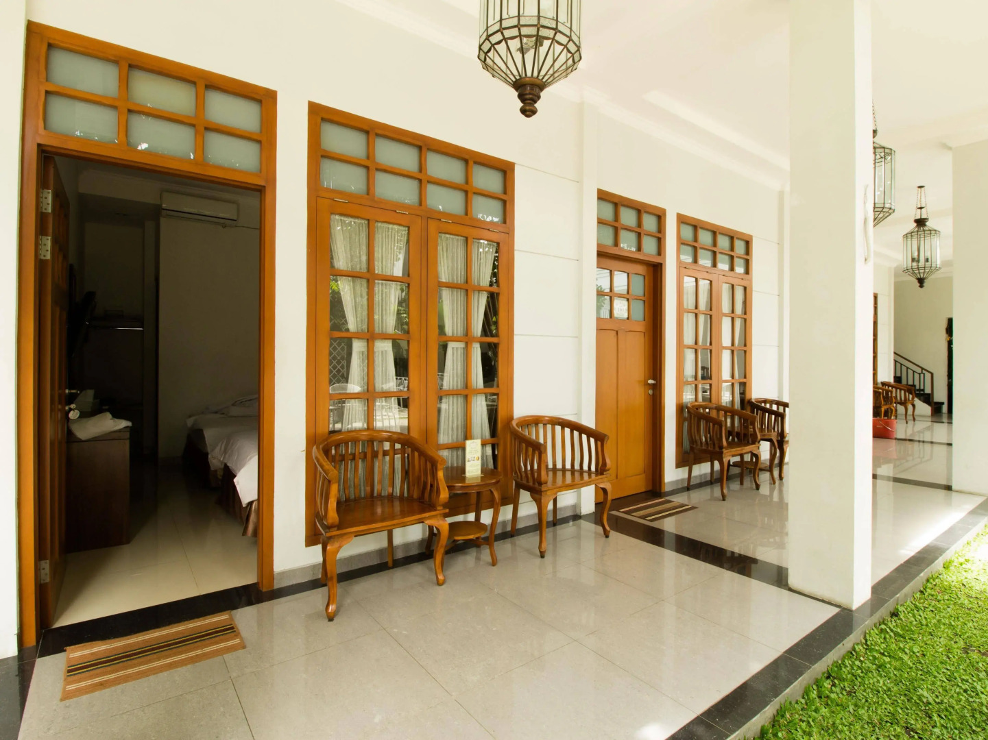 RedDoorz @ Burangrang