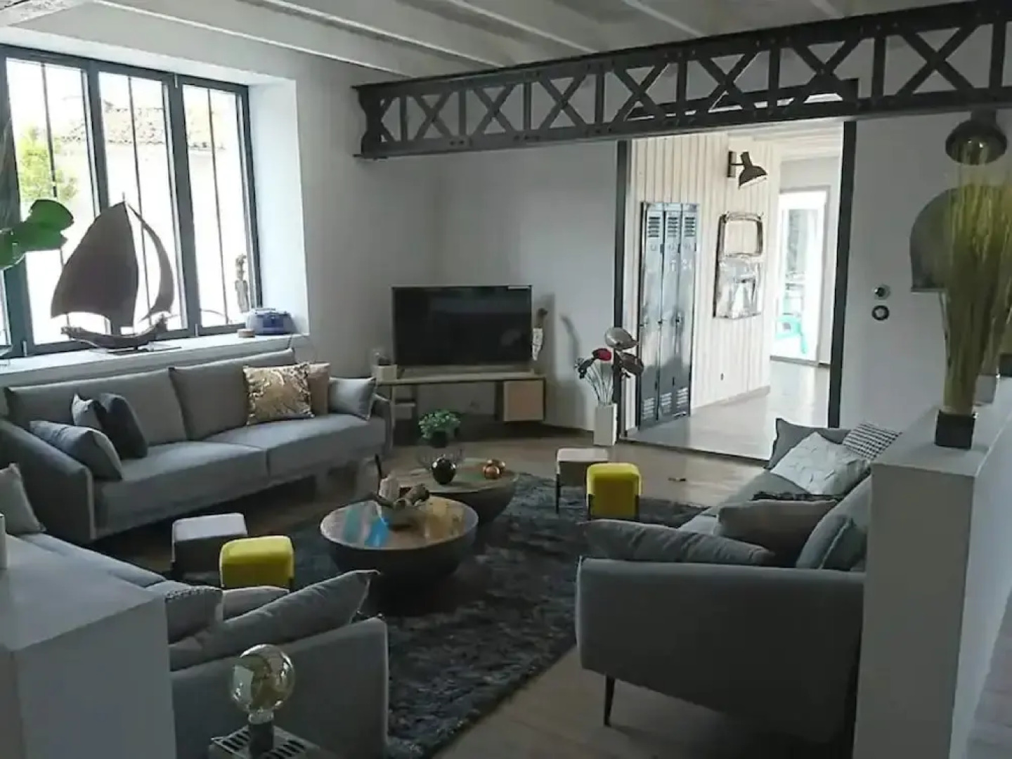 Amazing Villa in Nuaille-d'aunis With Sauna