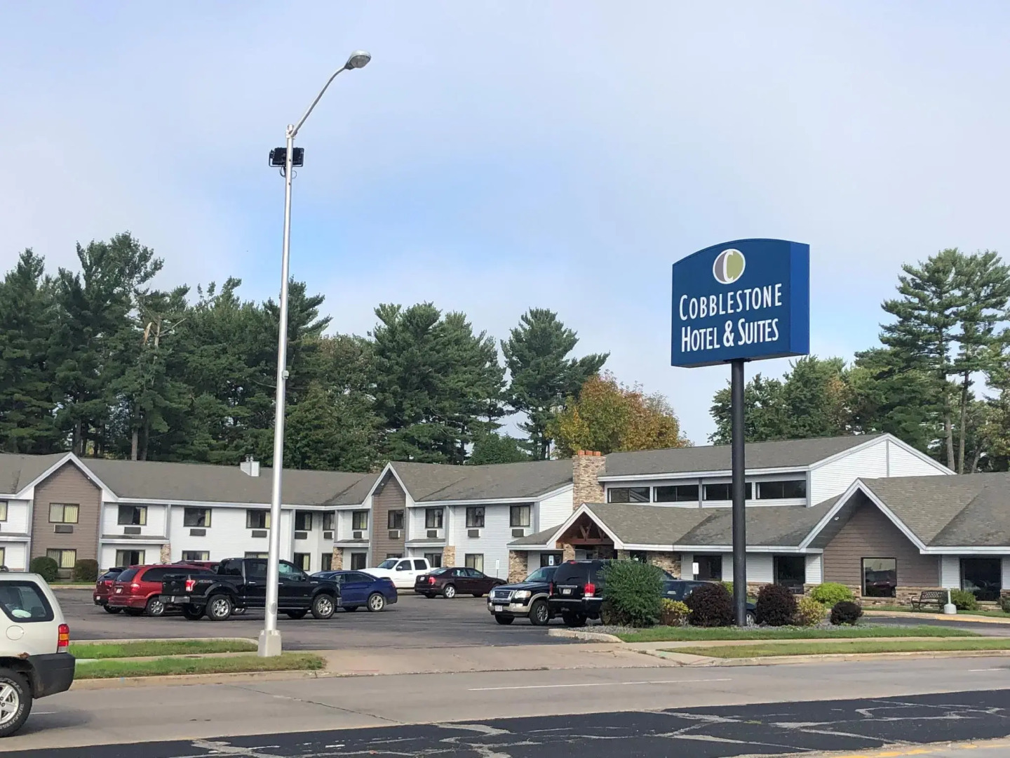 Cobblestone Hotel & Suties - Wisconsin Rapids