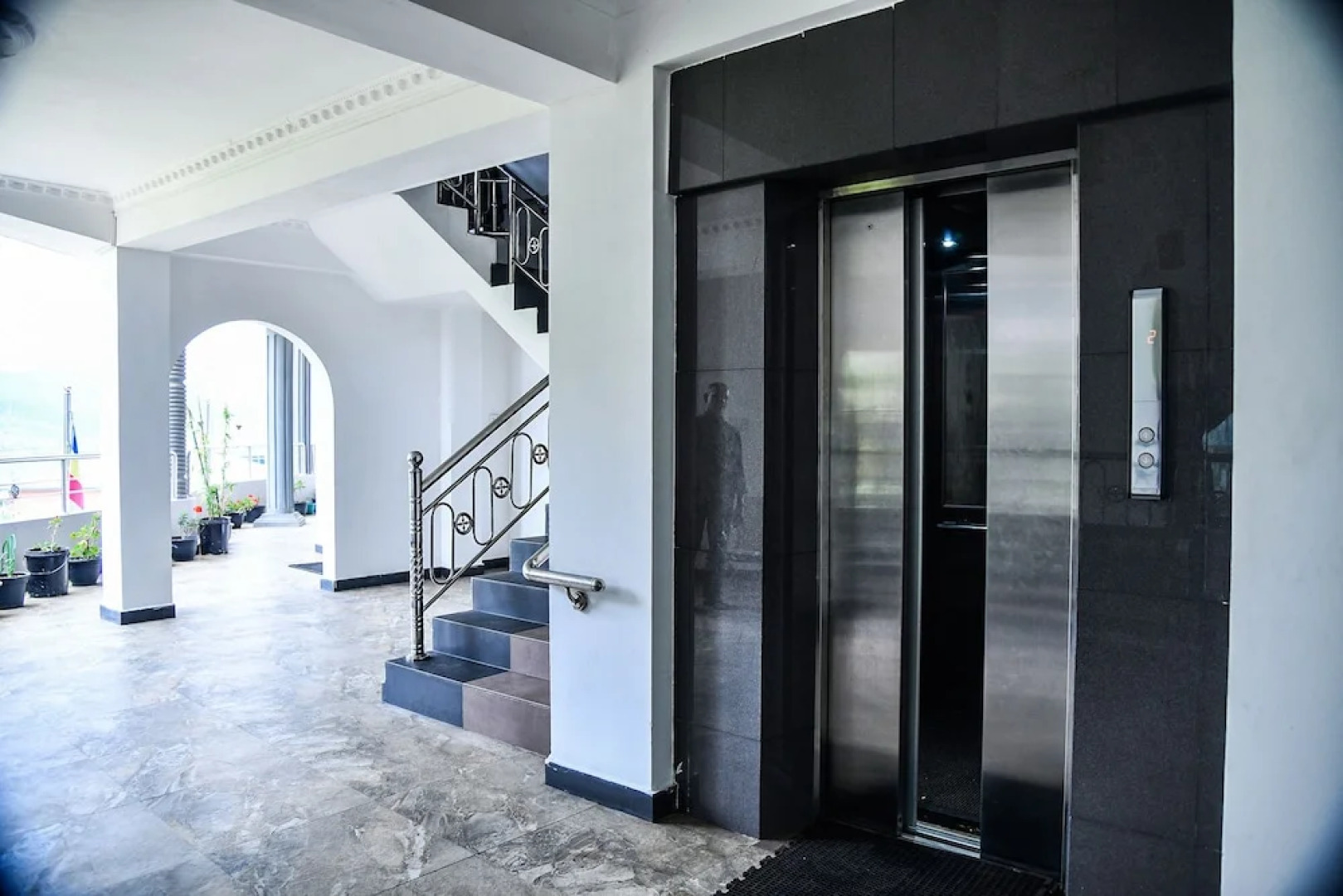 Sri Krishna Bhavan Hotel