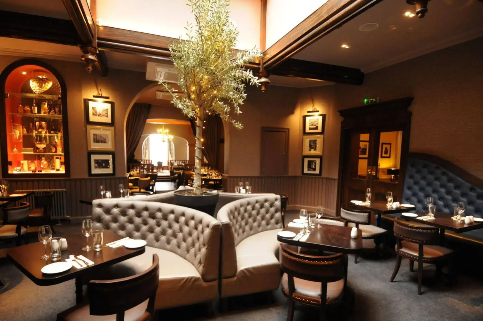 The Golden Lion Hotel