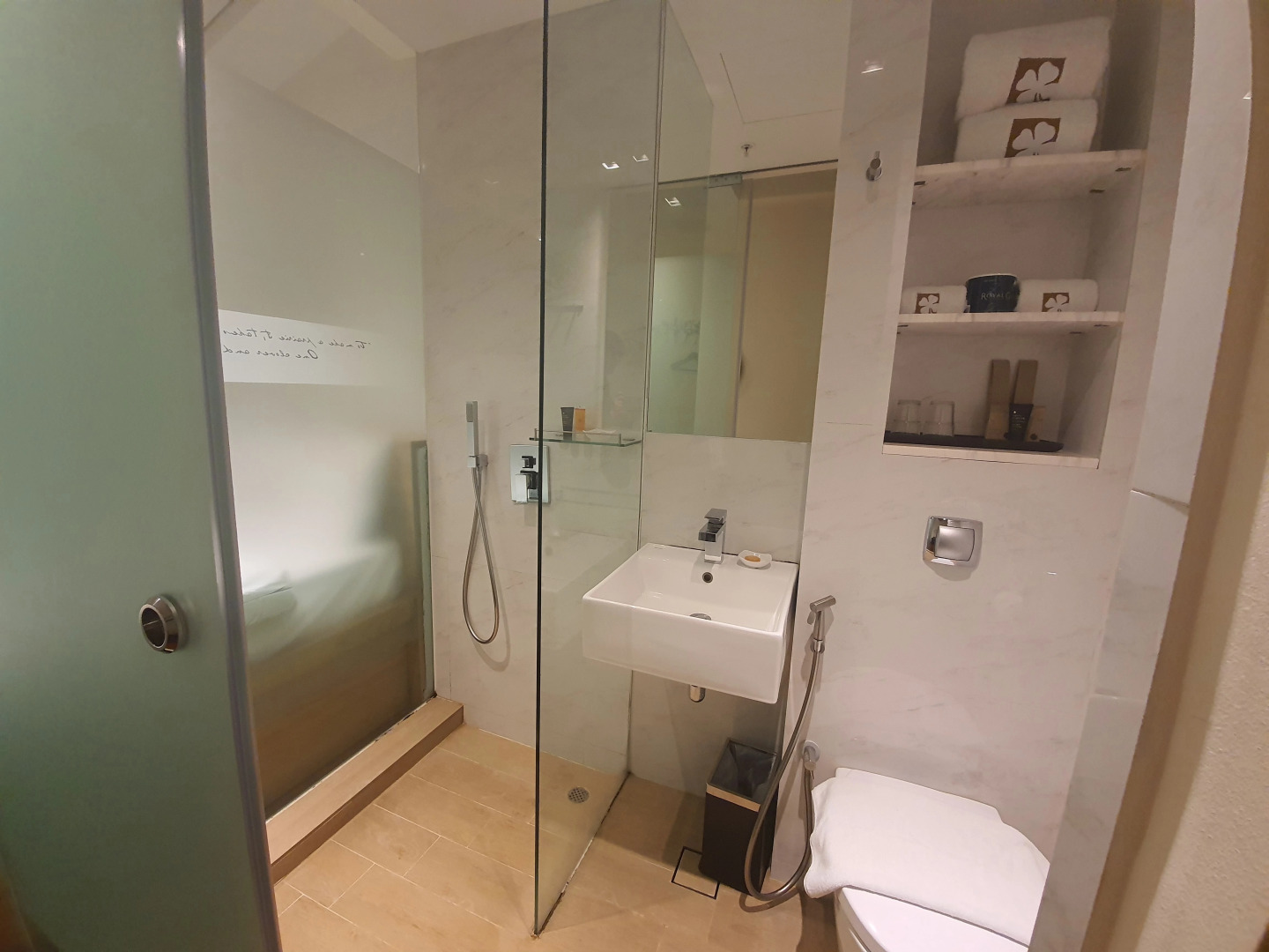 Hotel Clover 769 North Bridge Road