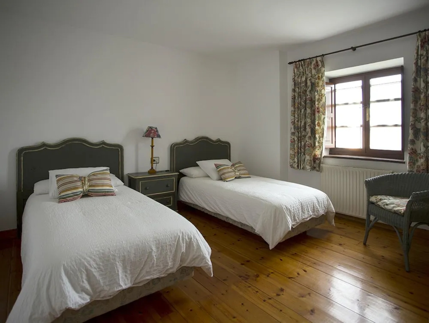 House With 7 Bedrooms in Villaviciosa, With Wonderful Mountain View, E