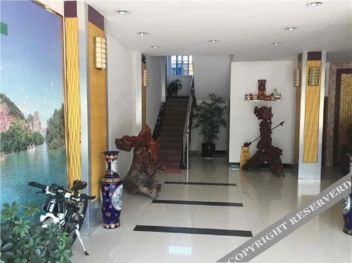 Yuehua Hotel
