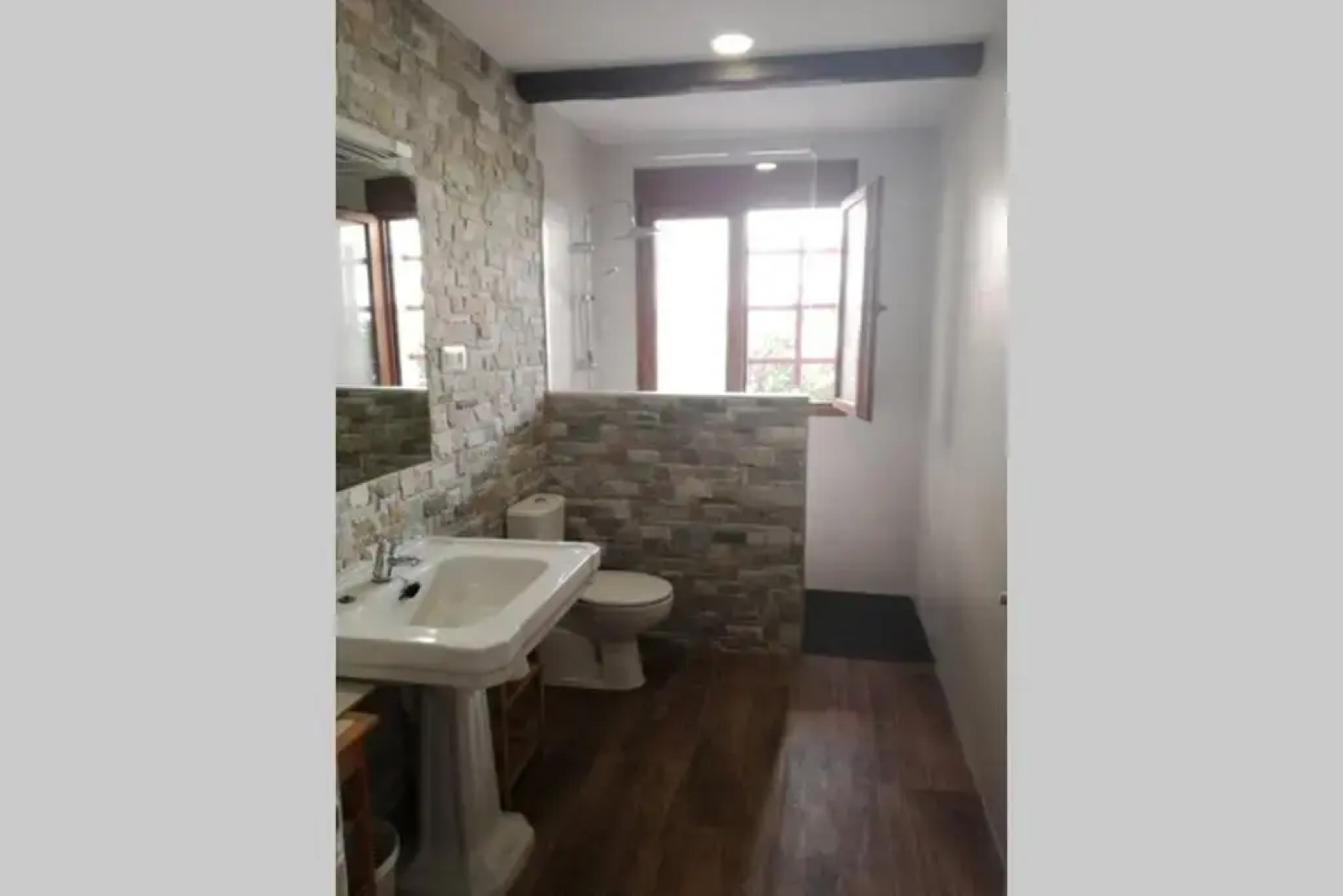 CHALET A 5 METROS DEL MAR.Wifi gratis