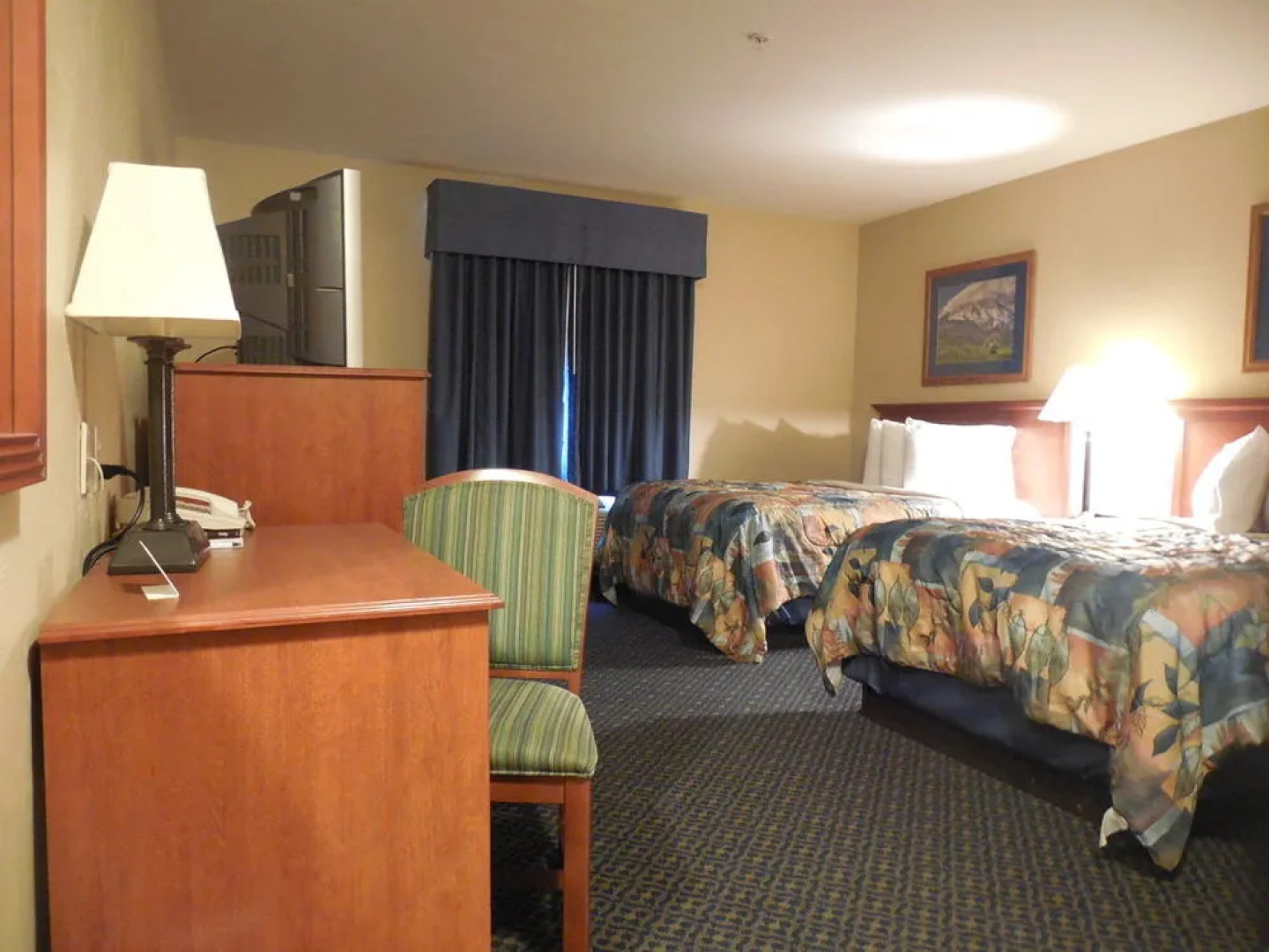 Blue Mountain Inn And Suites