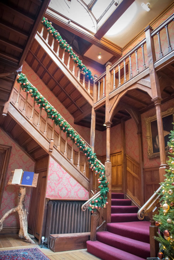 Careys Manor & Senspa