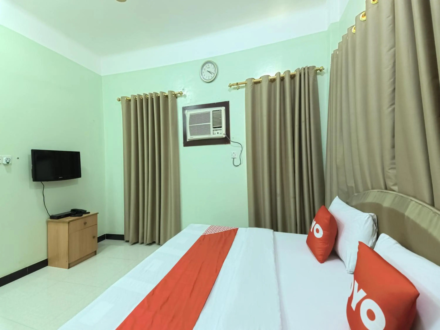 Super OYO 108 Marsa Al Masafar Hotel Apartment