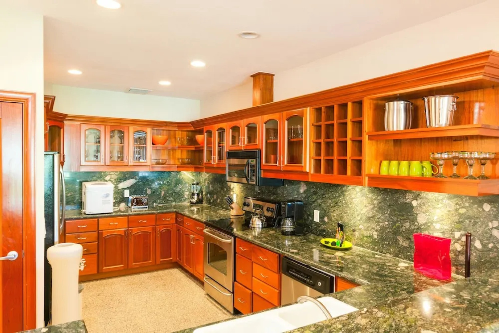 Lawson Rock Lionfish 208