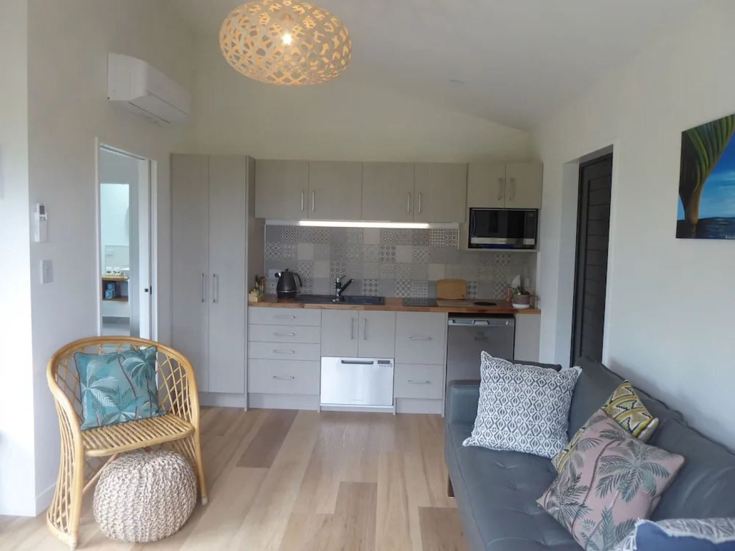 The Bay House Beachfront Accommodation