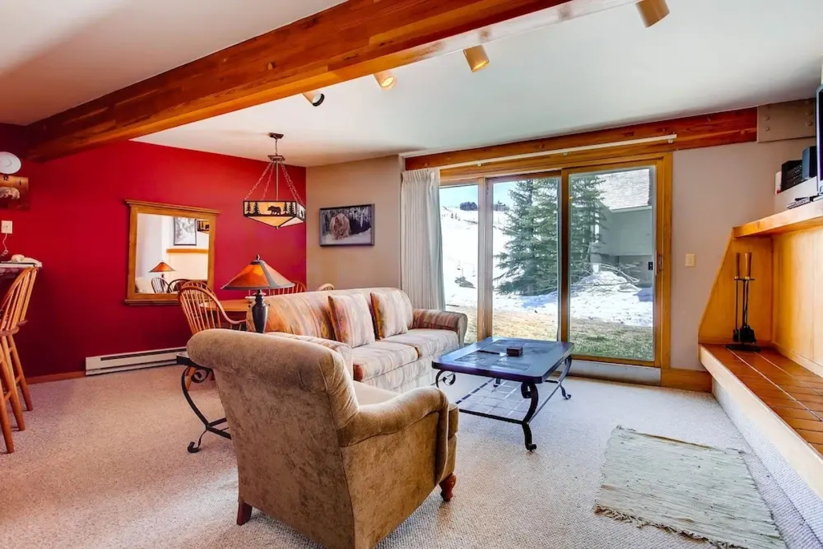 Updated 1 Br - Ski-in/ski-out Access 1 Bedroom Condo - No Cleaning Fee! by RedAwning