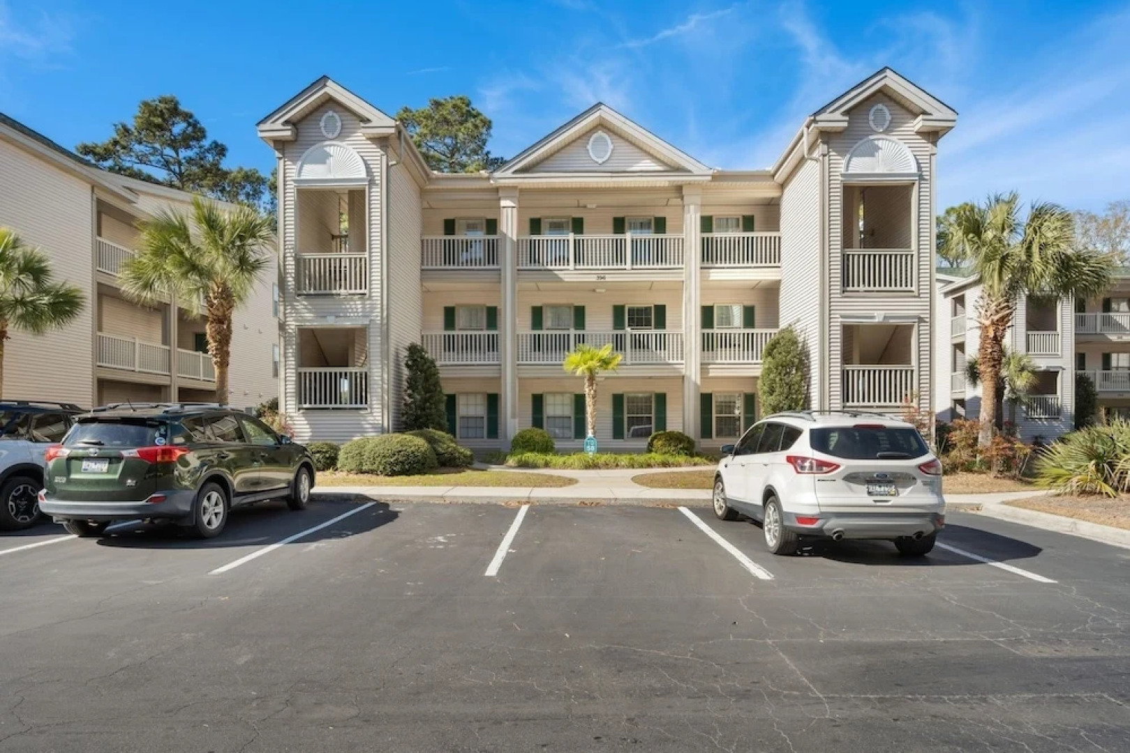 True Blue, A Perfect Retreat For Golf Enthusiasts And Those Seeking A Relaxing Getaway. 2 Bedroom Condo by Peace Vacations