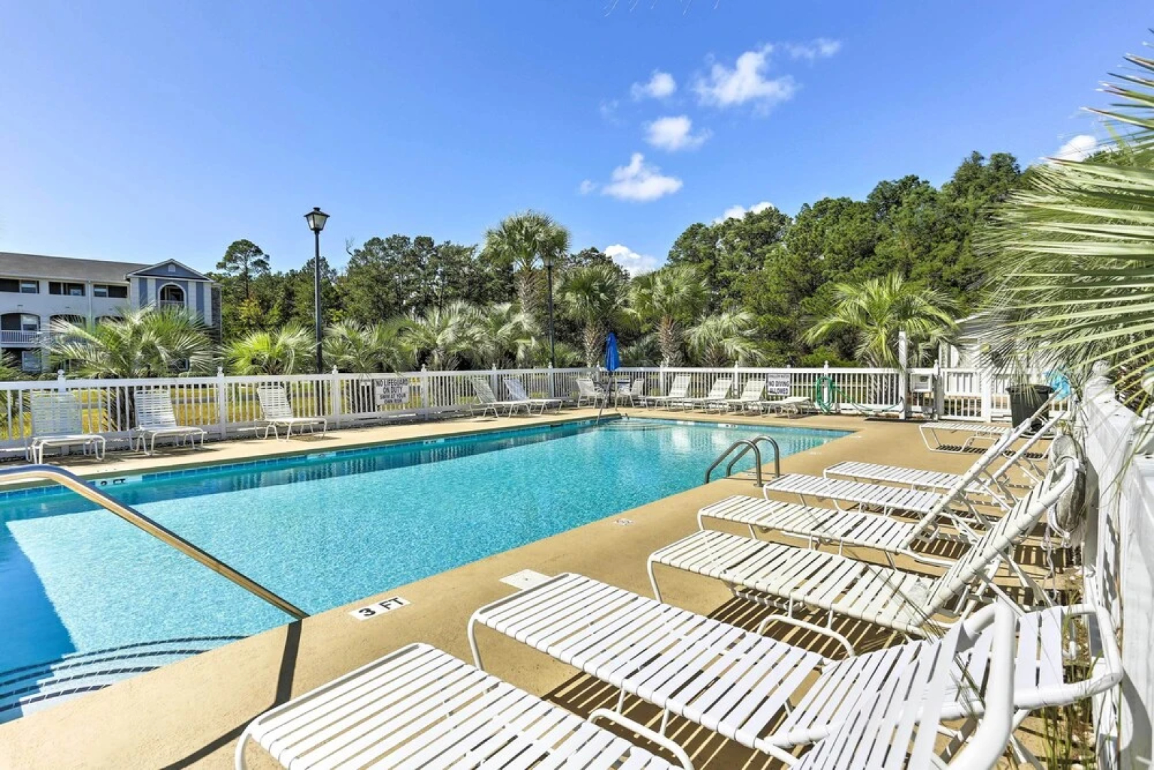 ~ 2 Mi to Cherry Grove Beach: Little River Condo