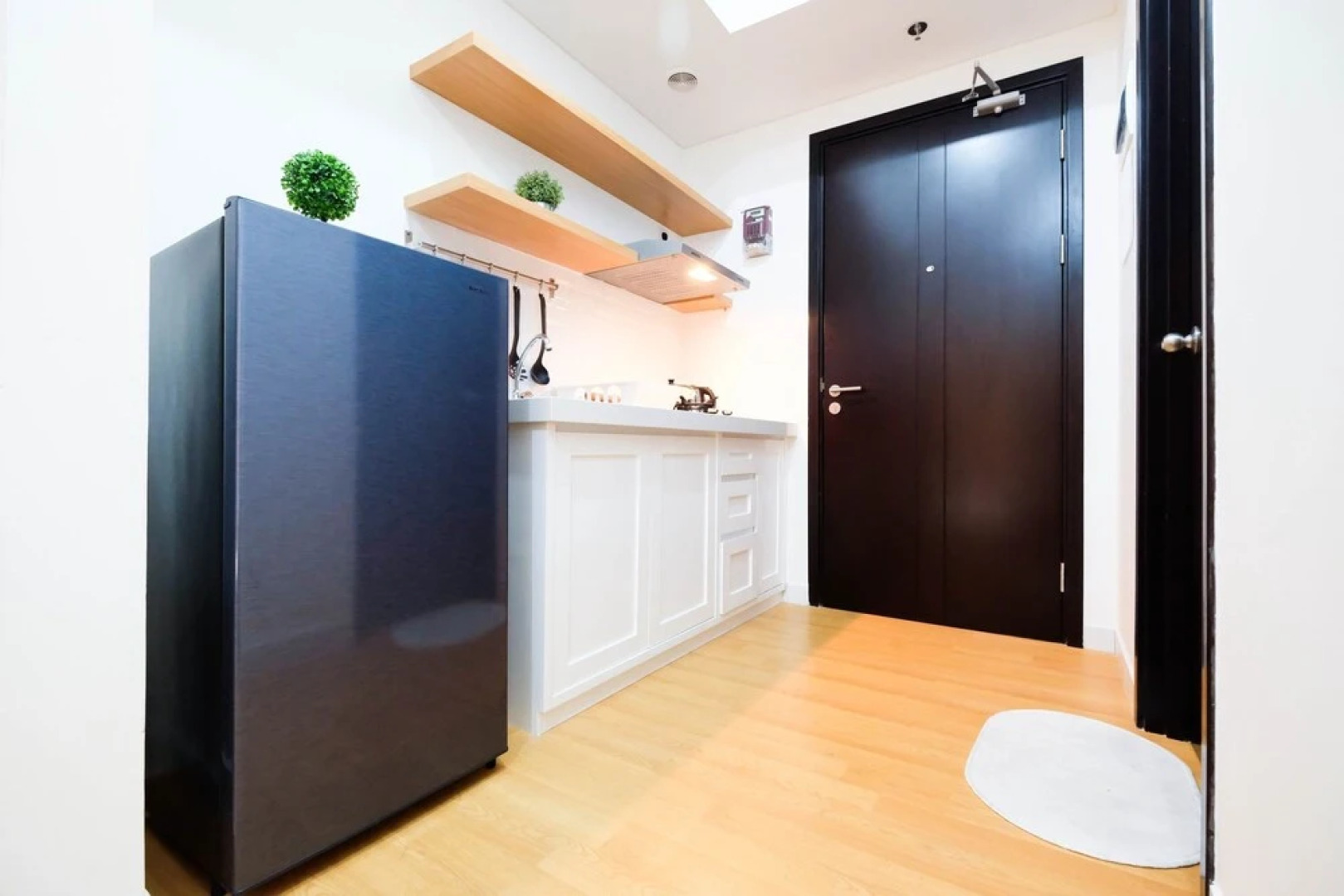 Minimalist Studio at Casa De Parco Apt