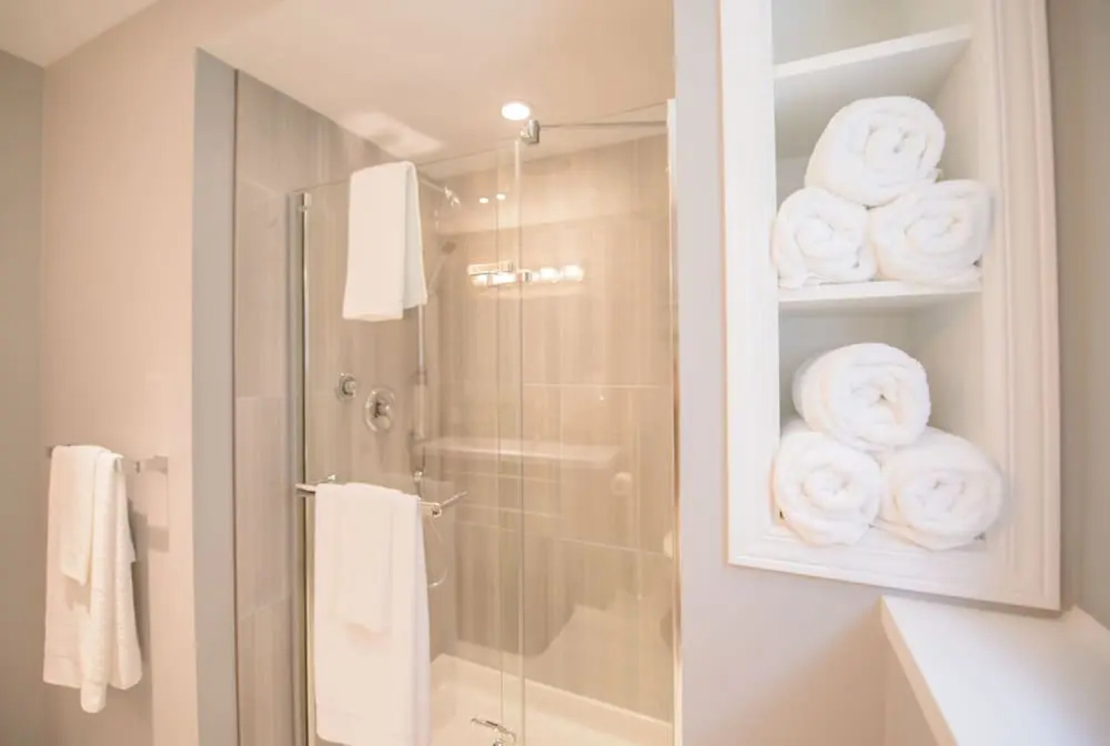 Niagara Stone Retreat