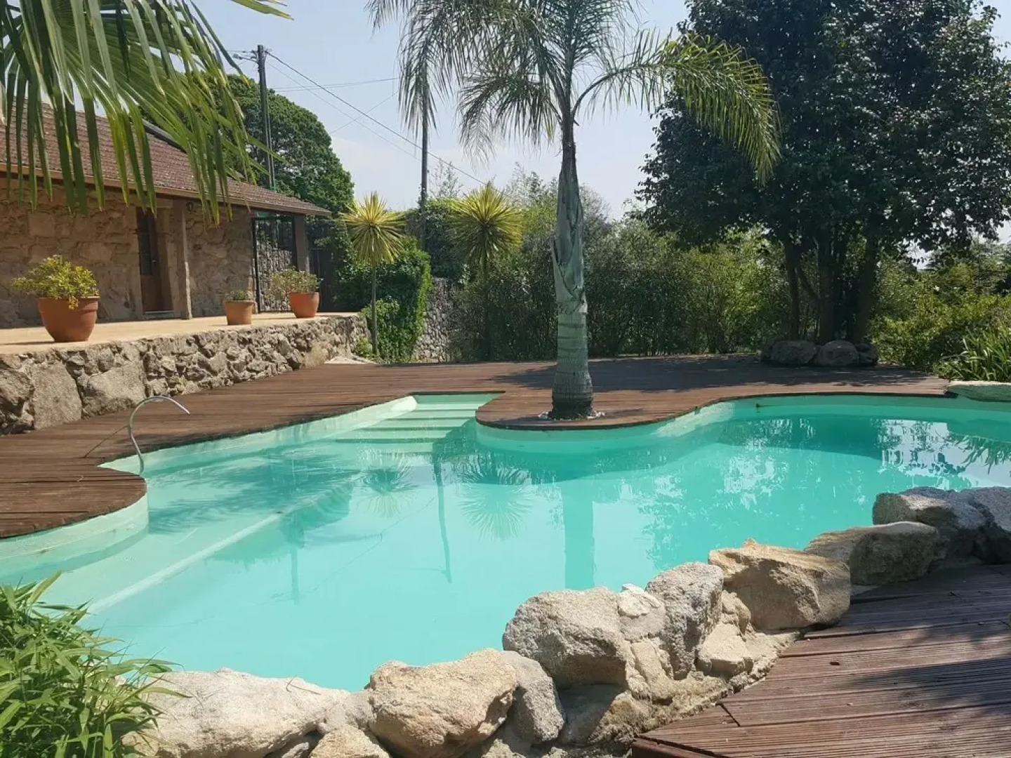 Stylish Property with Swimming Pool & Garden in Pontevedra near Portugal