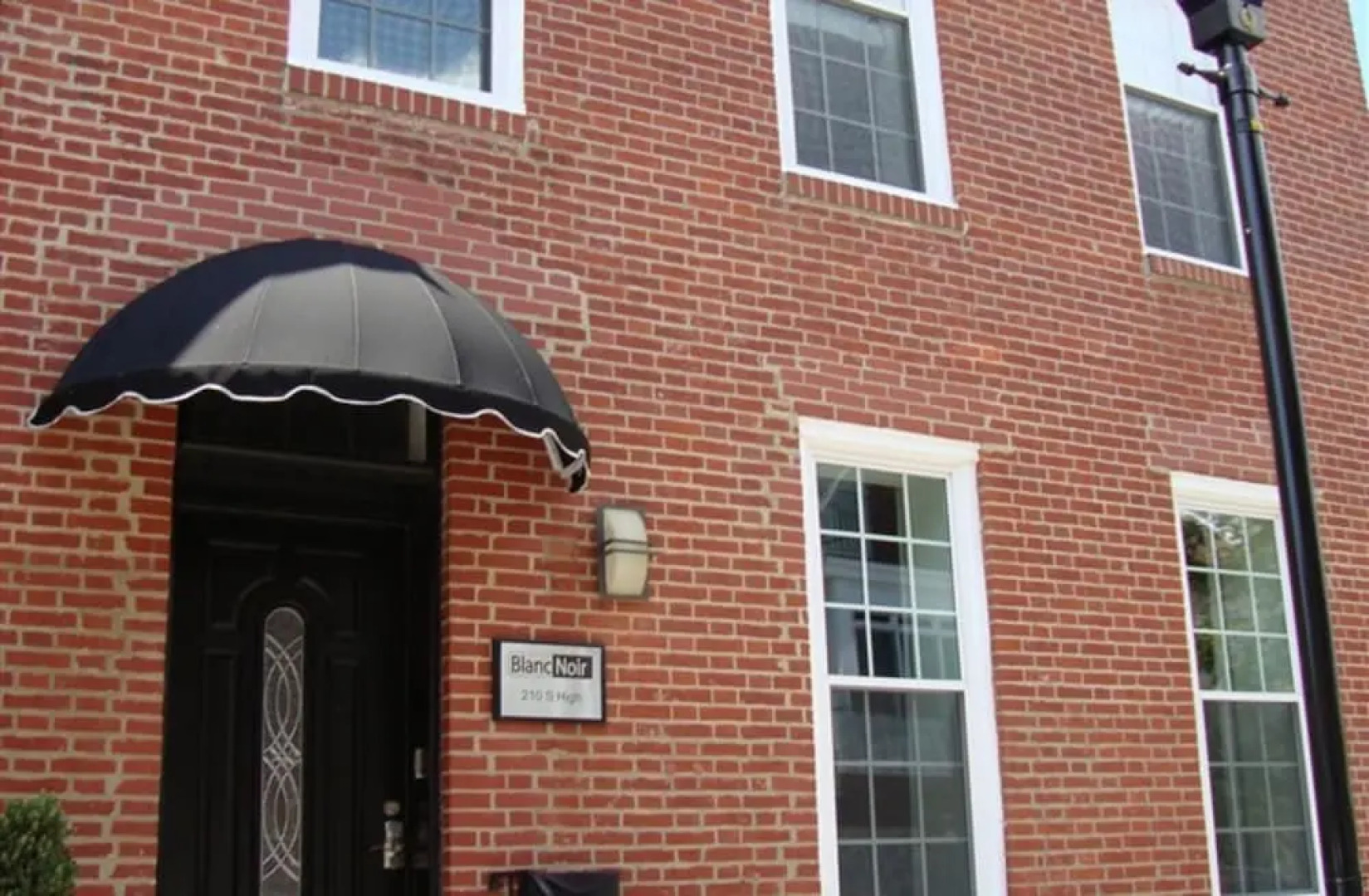 BlancNoir Bed & Breakfast