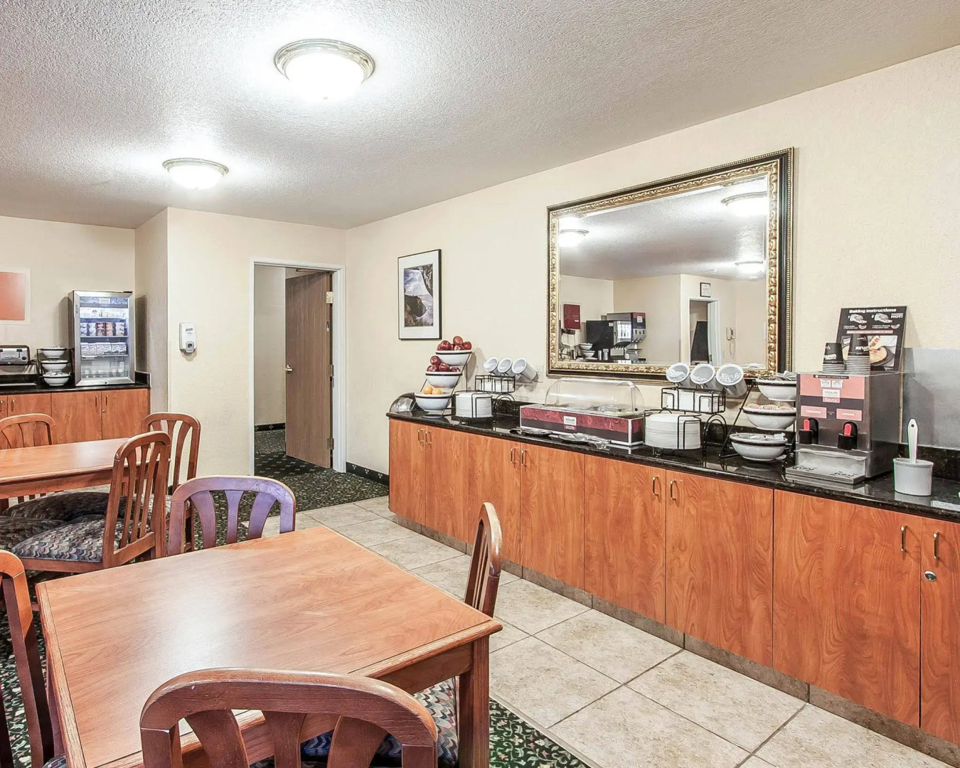 Comfort Inn & Suites Tualatin - Lake Oswego South