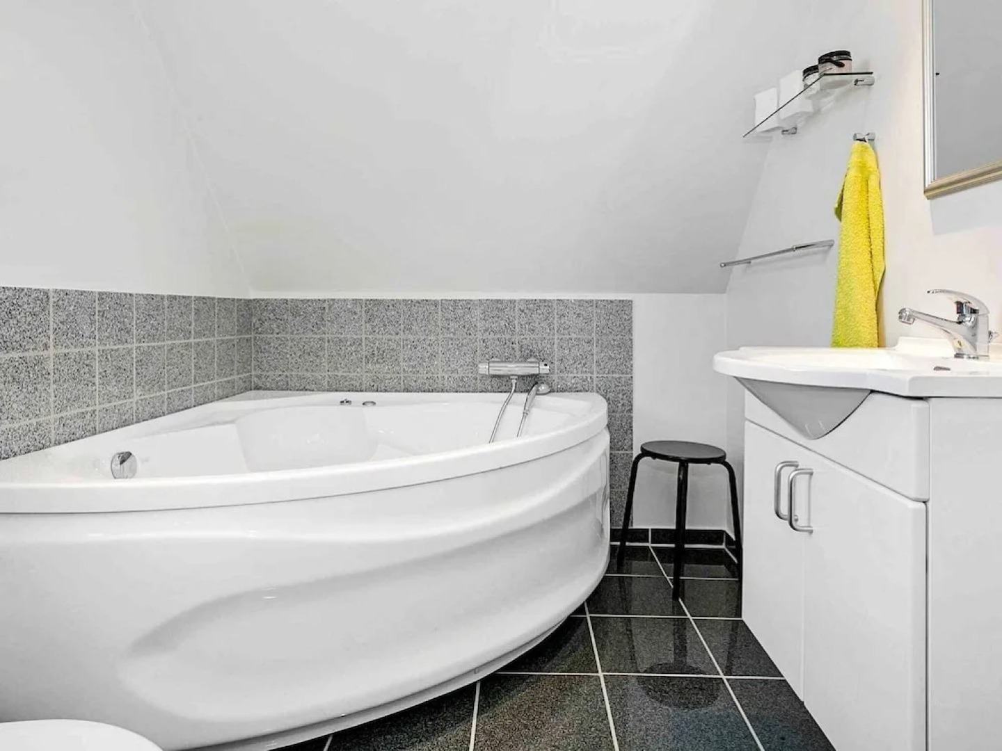 Peaceful Holiday Home in Lemvig for 6 People