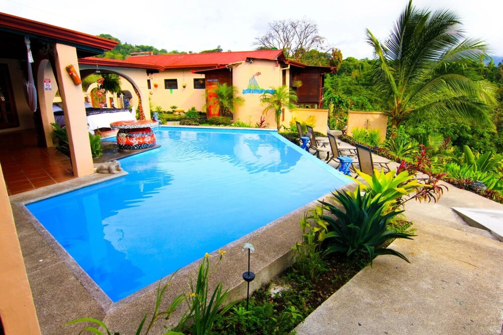 World Famous Toad Hall Hotel