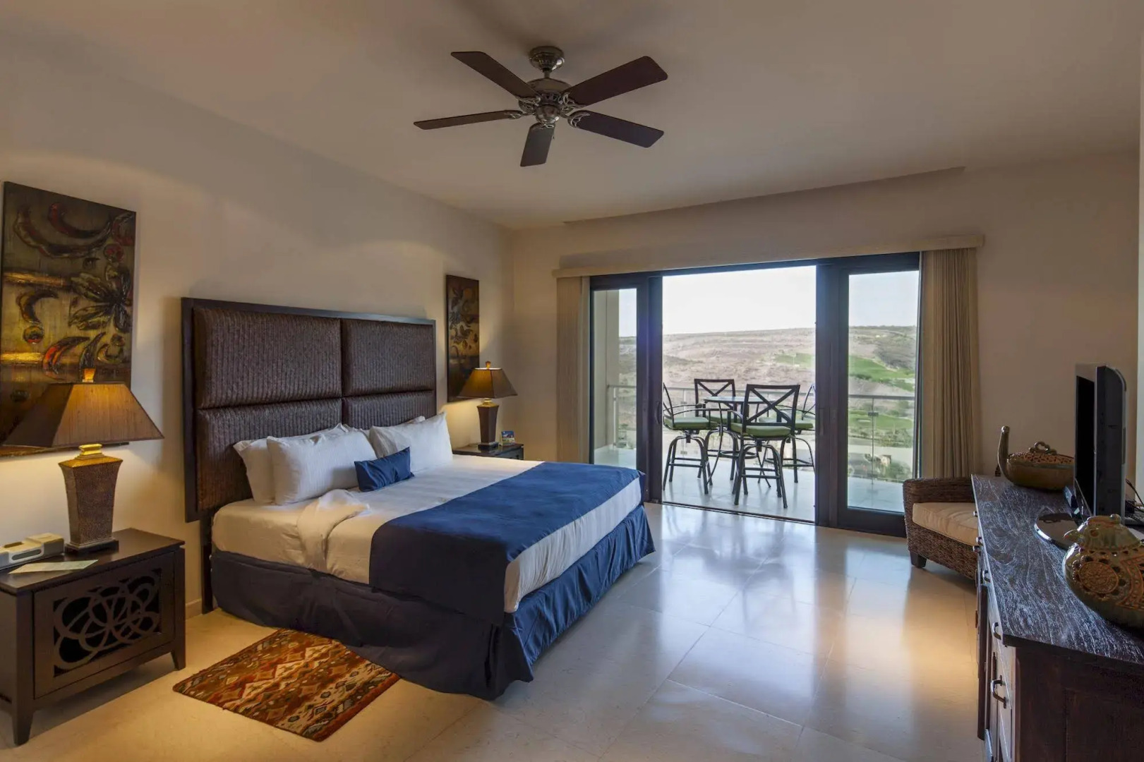 Puerta Cortes Residences