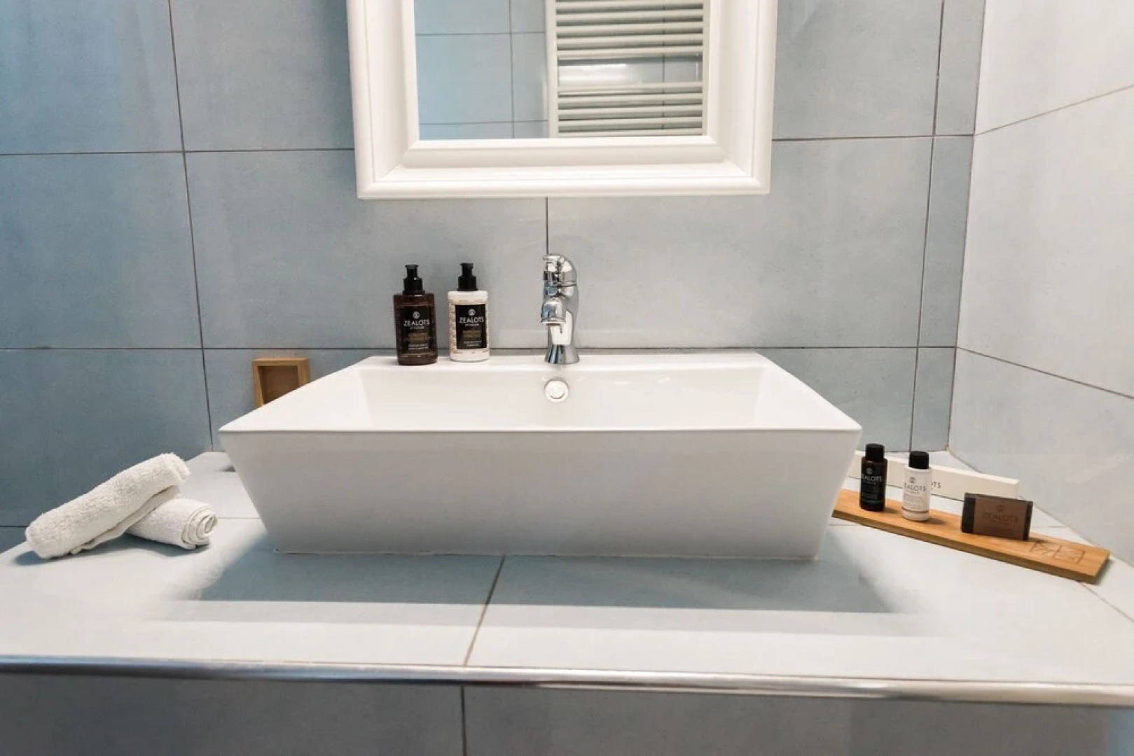 White Sun maisonette overlooking the sea