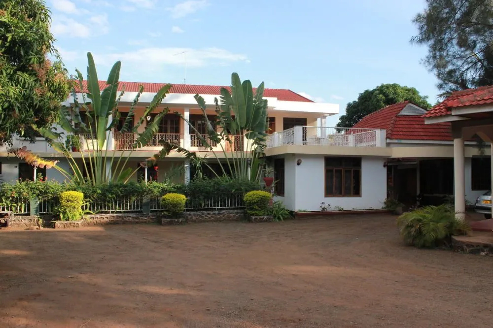 The Pink Daisy Bed and Breakfast