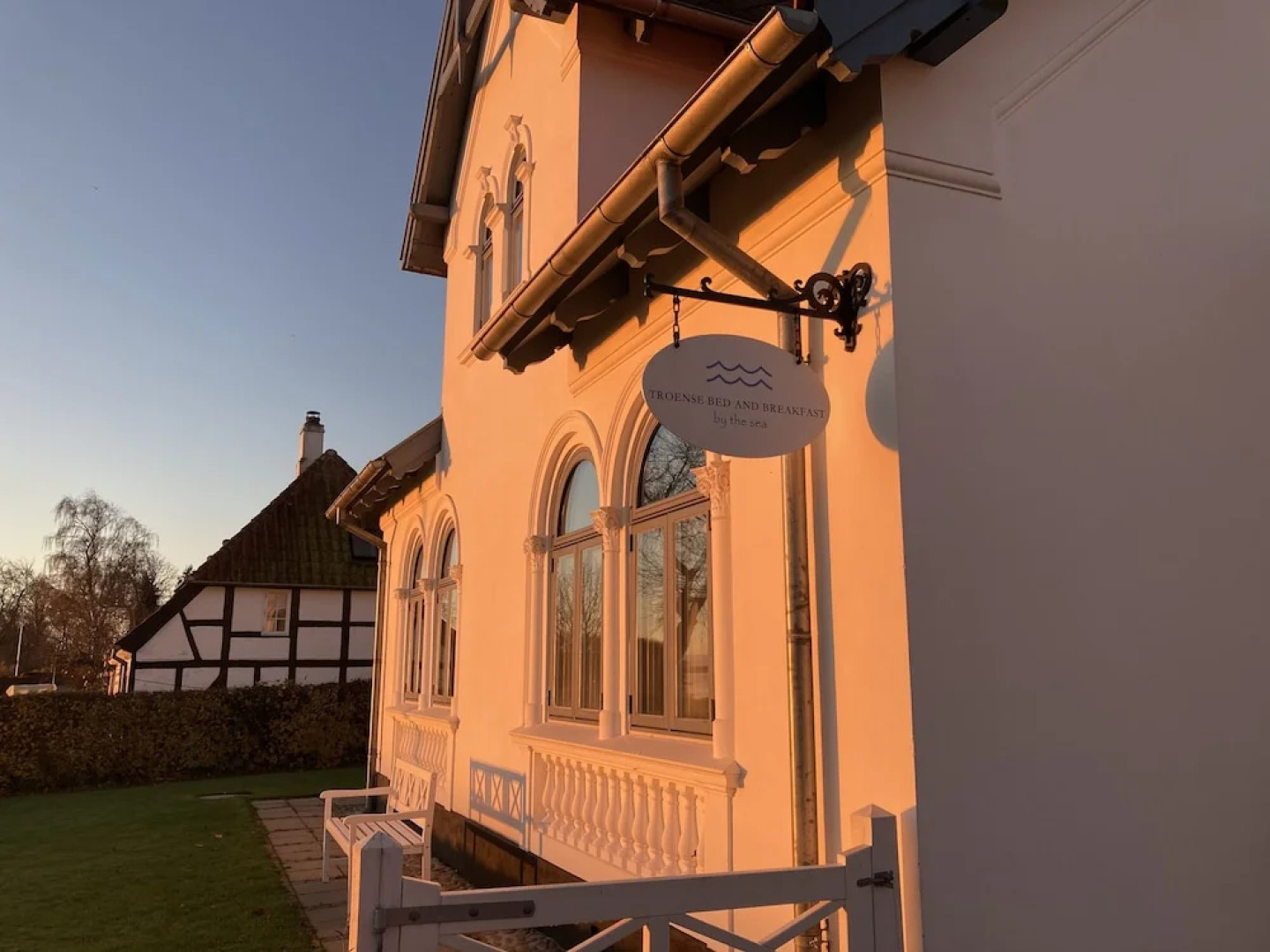 Troense B&B by the sea