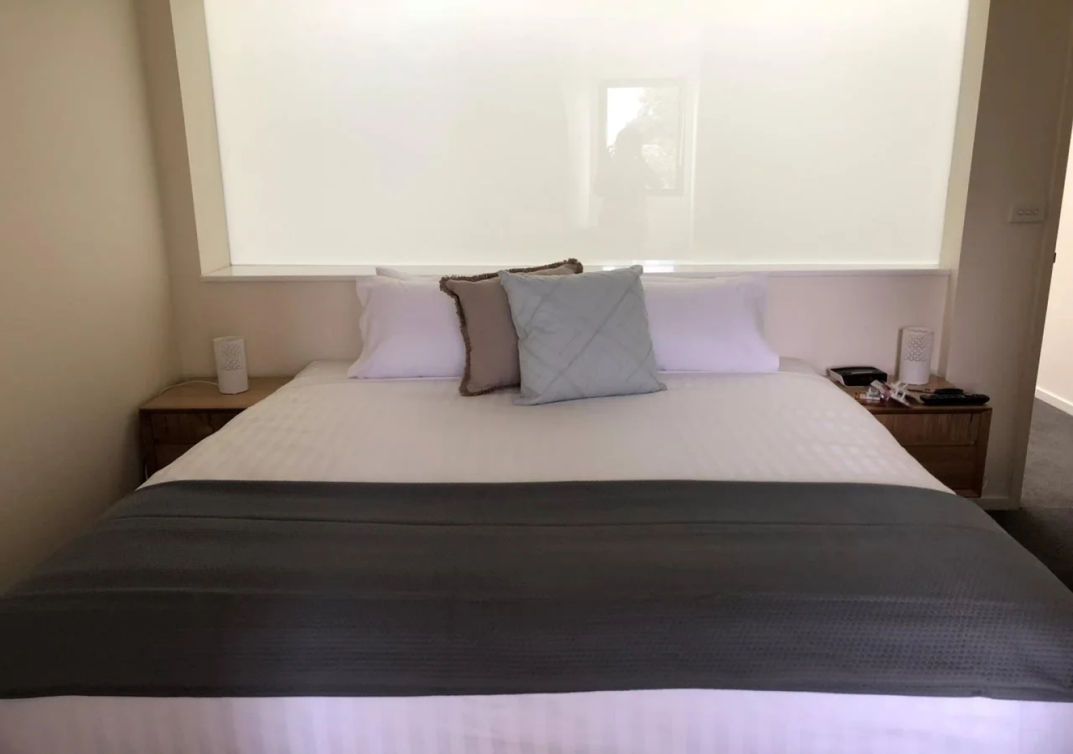 Sullivans Cove Apartments