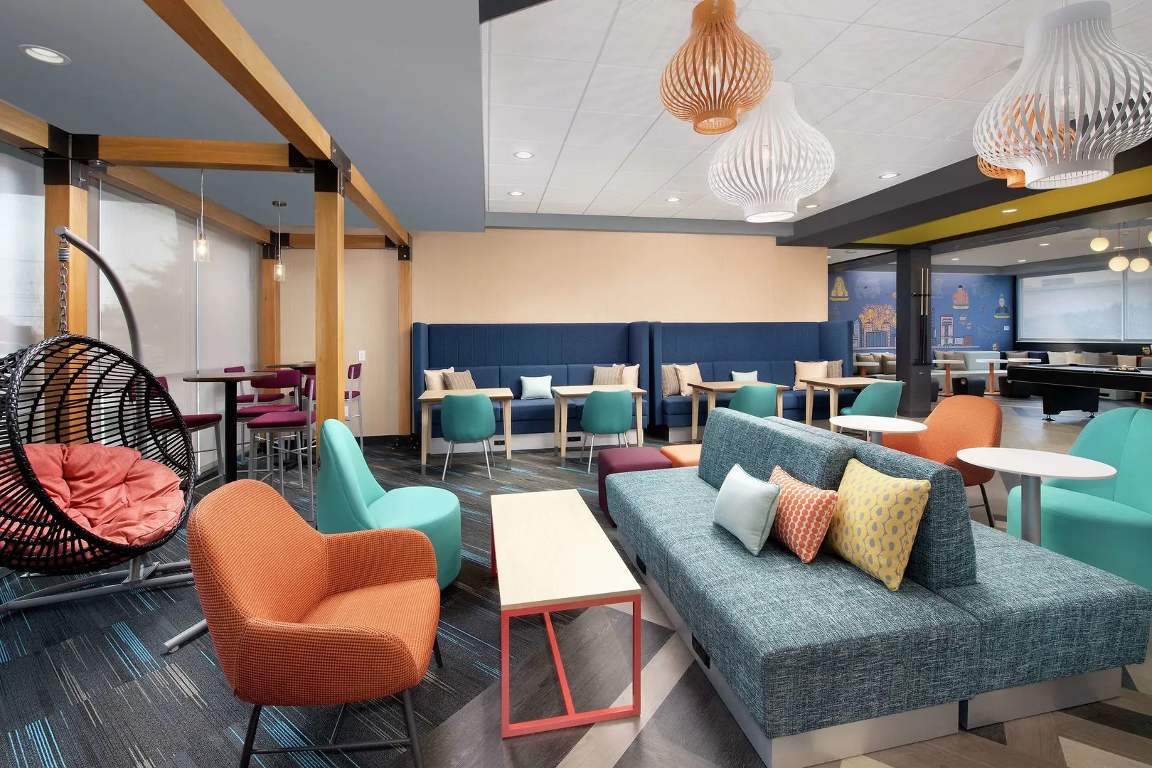 Tru by Hilton Louisville East