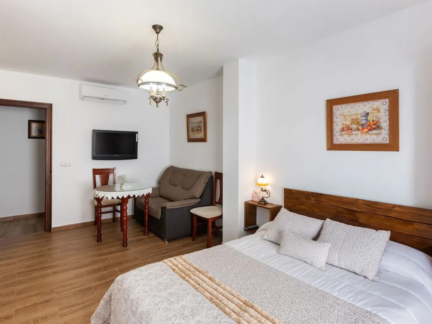 Elegant Holiday Home in Olvera With Terrace