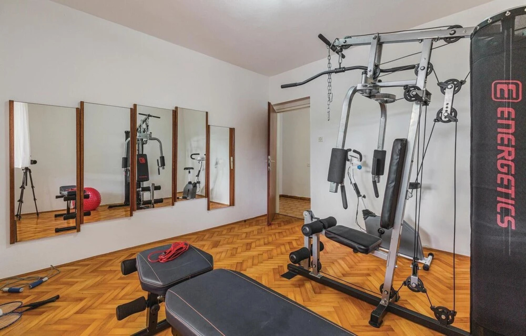 Beautiful Home in Kranjci With Wifi and 4 Bedrooms