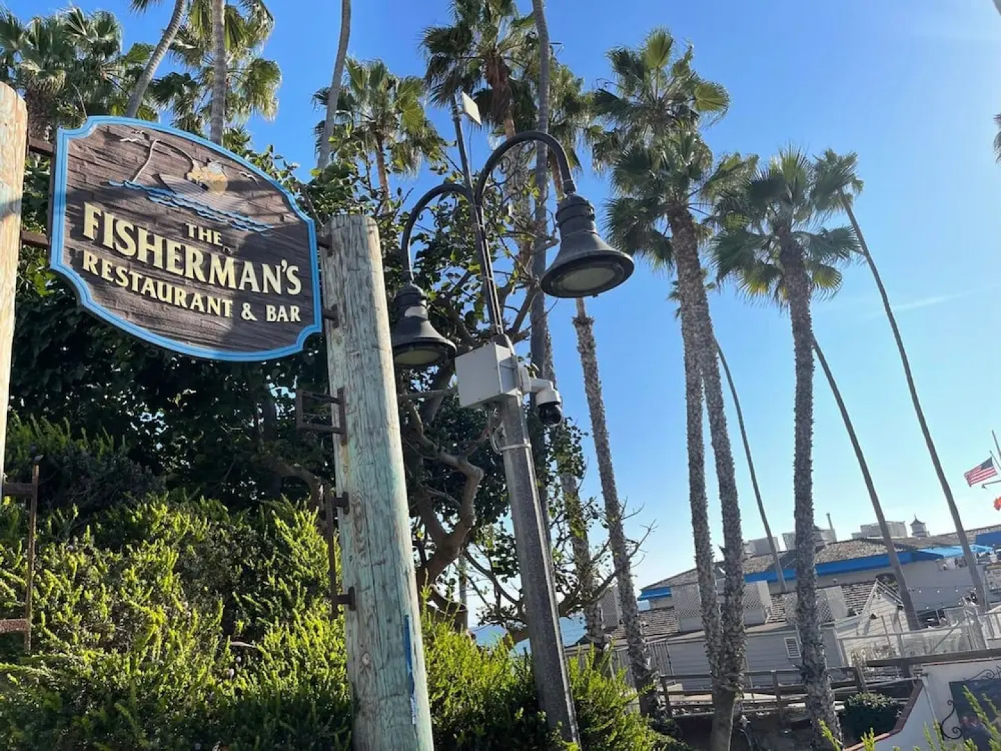 Walk to Beach - King Apt In 1 Area - AB