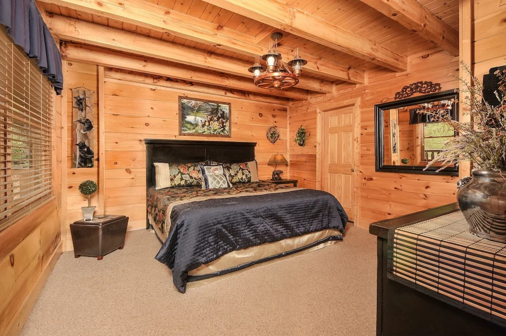 Hakuna Matata - 2 Br cabin by RedAwning