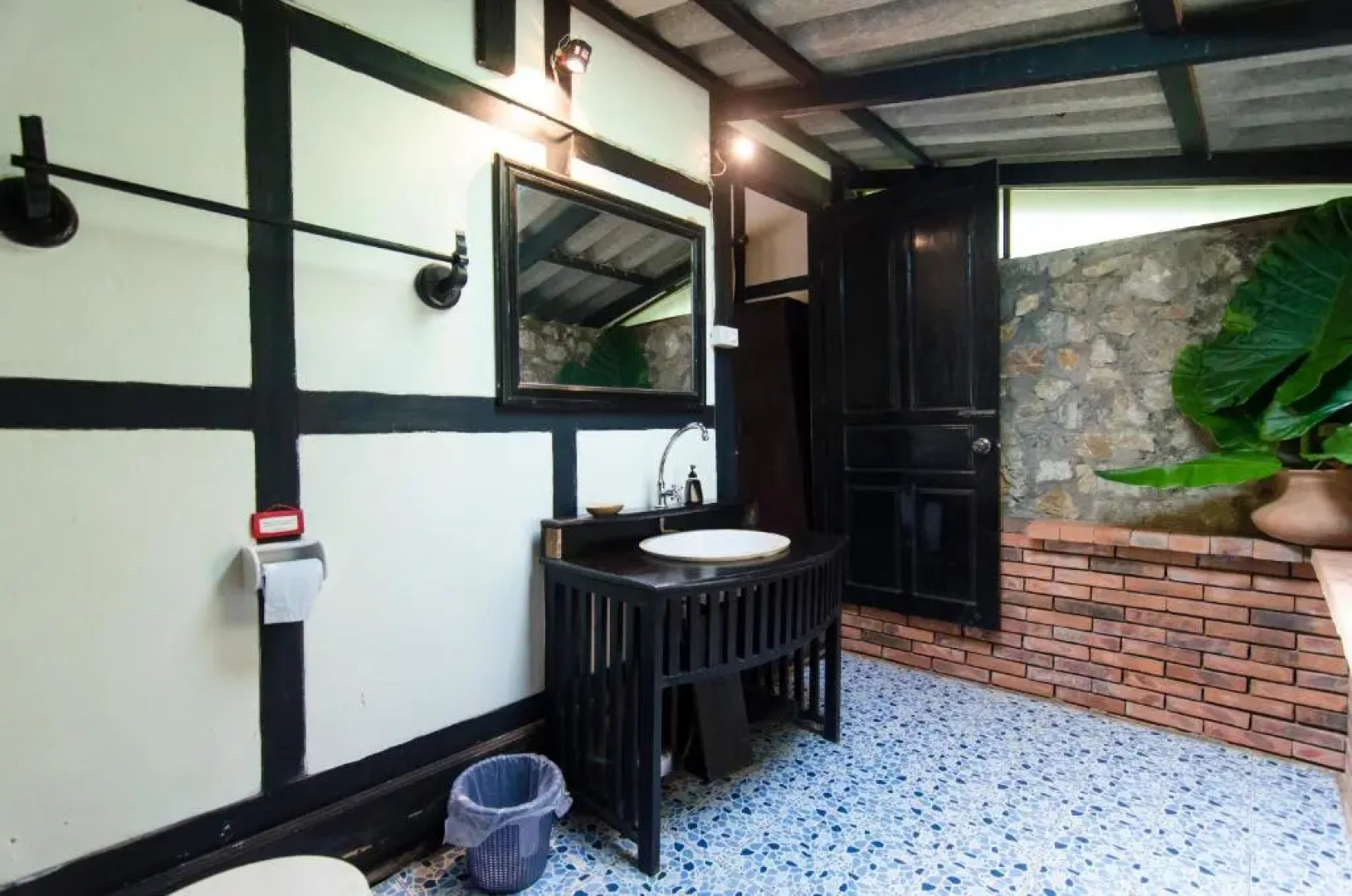 Hillside - Nature Lifestyle Lodge