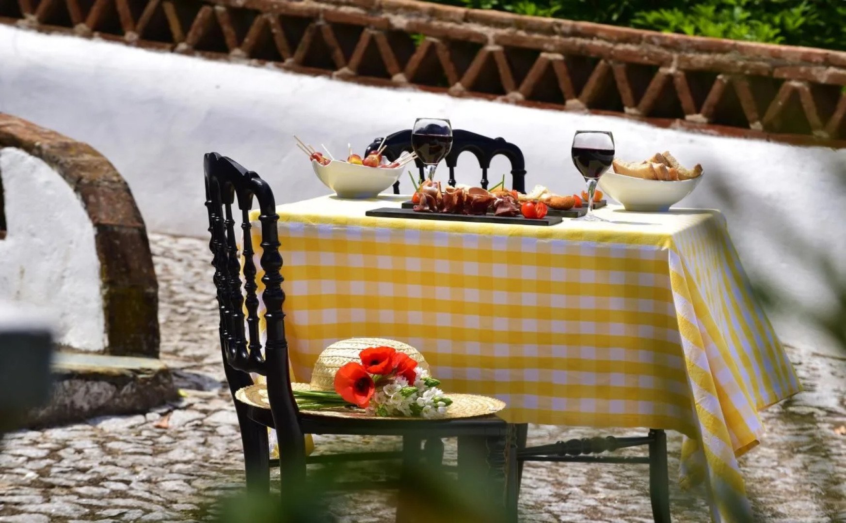 Pousada Convento de Arraiolos - Historic Hotel