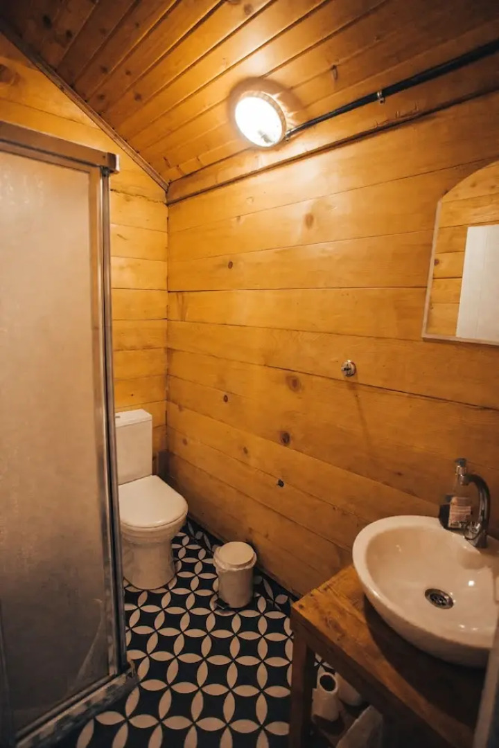 Adesa Bungalow Hotel