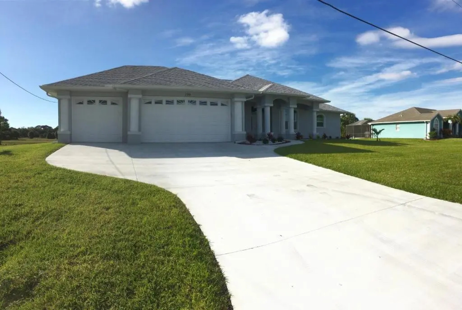 Florida Secret - Private Villa with heated pool - sleeps 8