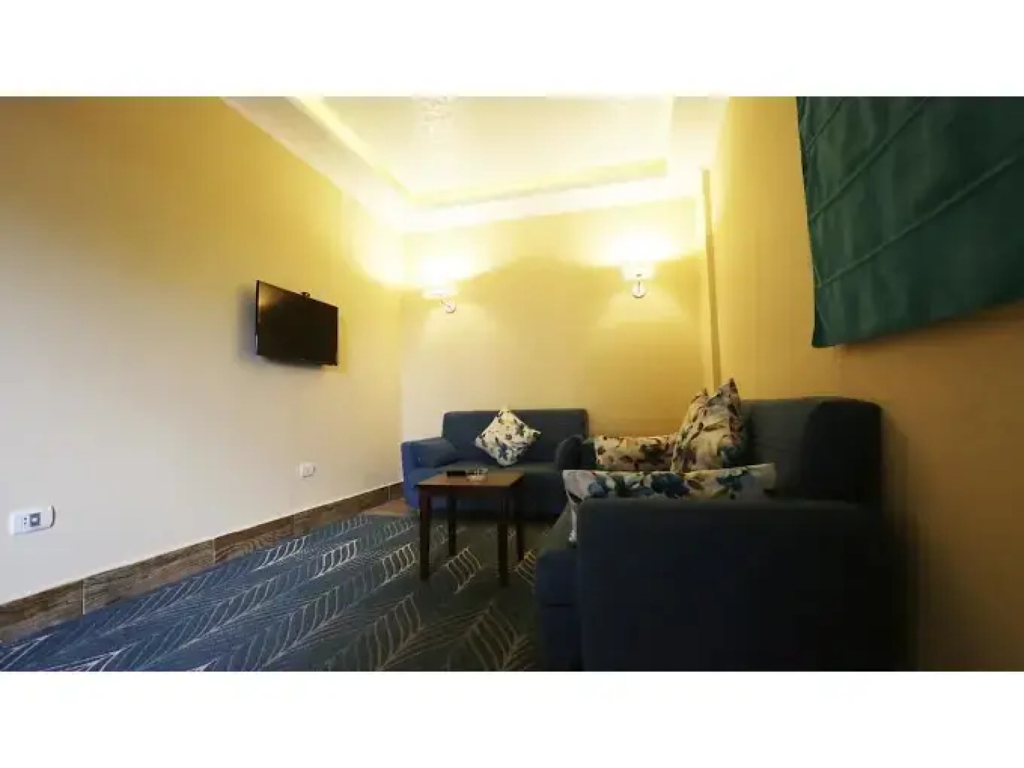 Byoot Bay Hotel & Resort