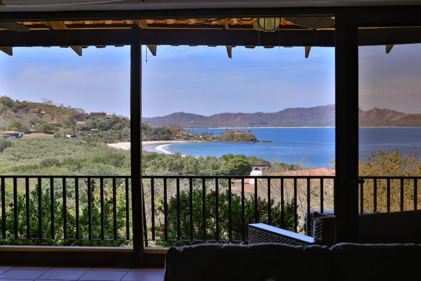 5mins to Marina-oceanview-full Kitchen-pool-ac-gym Presidential Suites 4