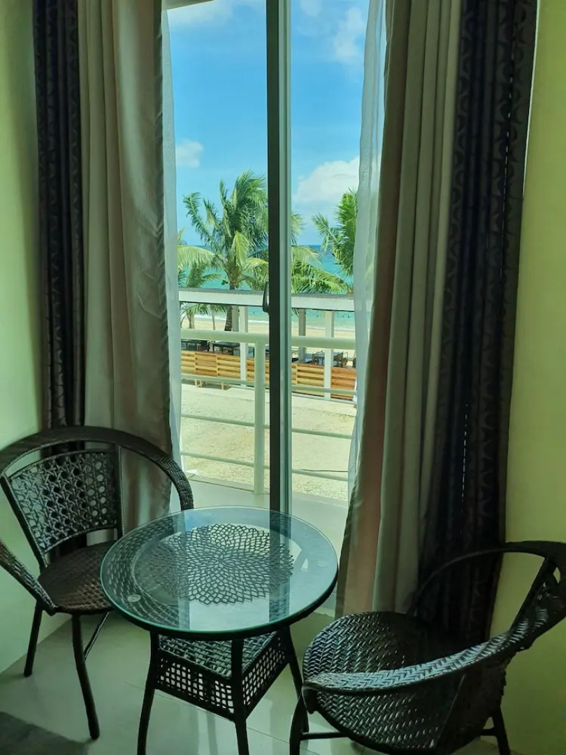 S-E Hotel and Residence