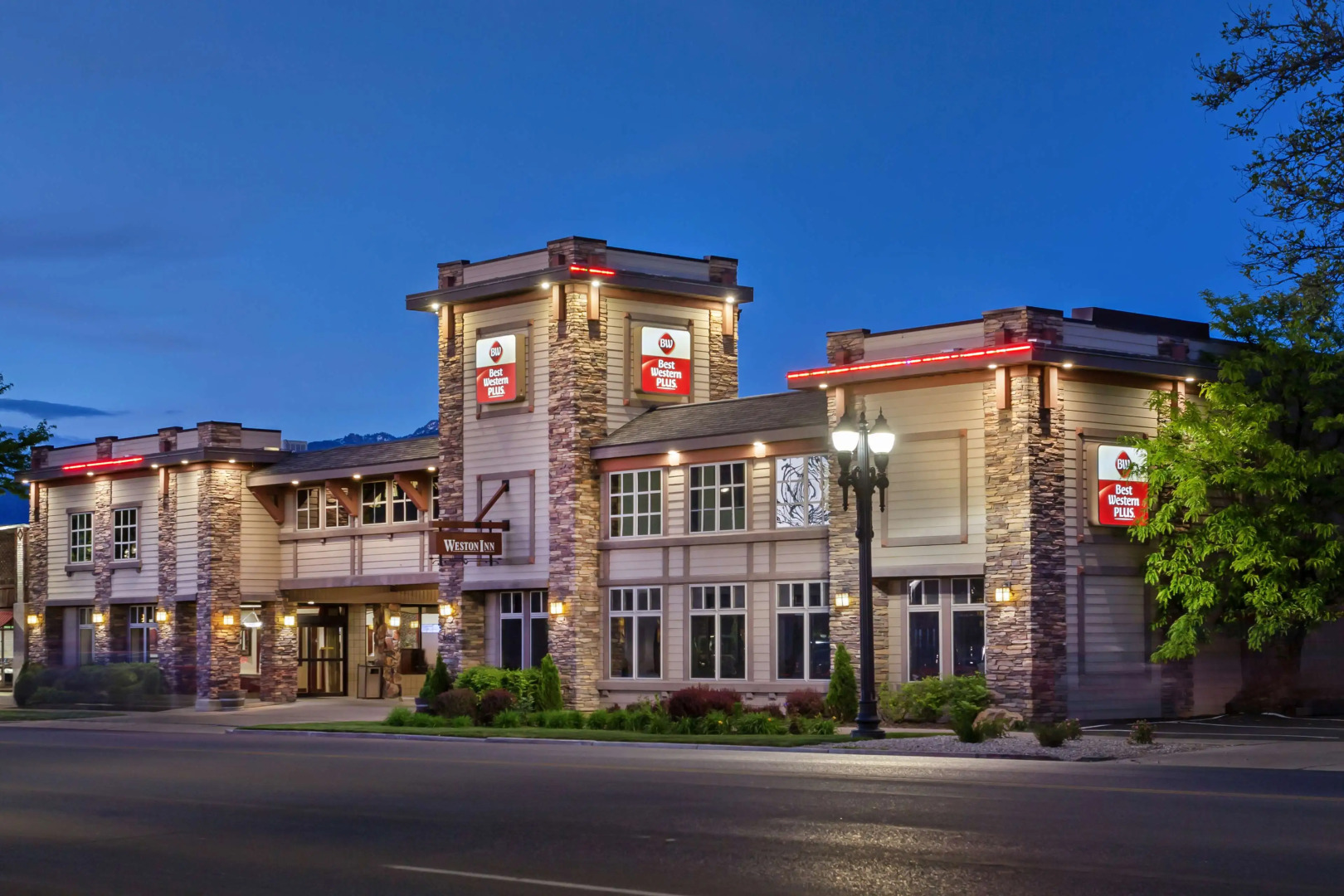 Best Western Plus Weston Inn